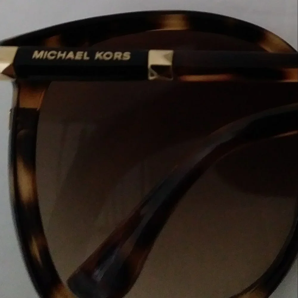 Michael Kors Oversize Tortoise Brown Sunglasses - Picture 9 of 14